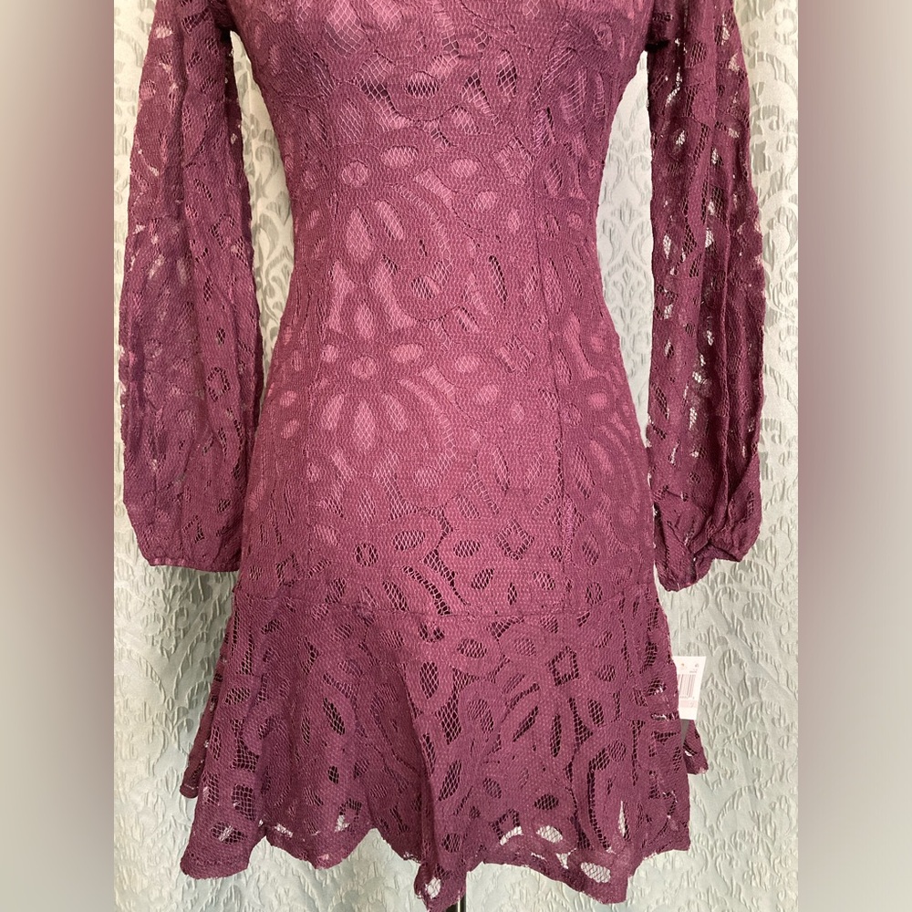 City Studio | NWT Women’s Lace Illusion Sleeve Mini Dress - Picture 5 of 11